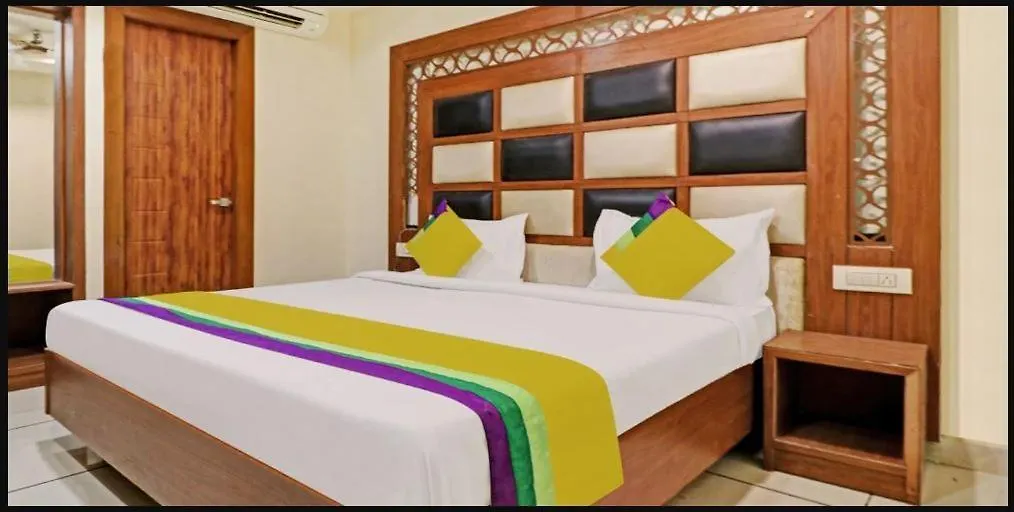 Hotel O Grand Signia Zirakpur